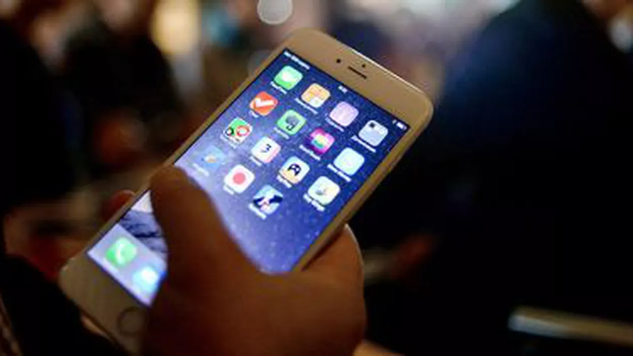 Rusia: Armata interzice ”neoficial” iPhone-urile pe durata serviciului militar