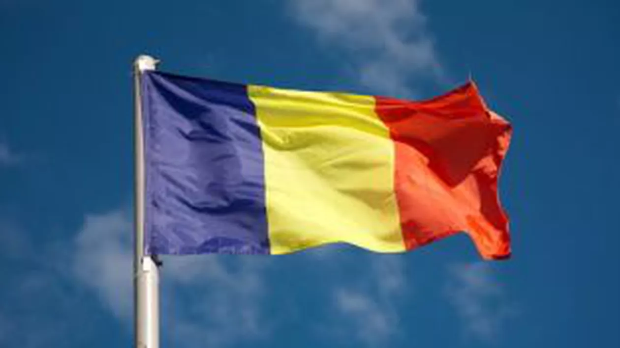 ”Deșteaptă-te române!” De la imnul cântat de un întreg stadion la România - Ungaria, la variantele interpretate de Angela Gheorghiu şi Klaus Iohannis (VIDEO)