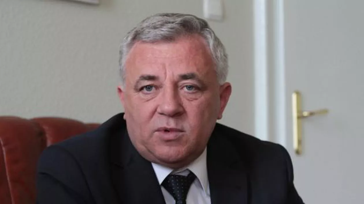 Percheziții la Consiliul Județean Timiș și alte 17 primării din județ. Șeful CJ, Titu Bojin, ridicat de acasă de procurori (VIDEO)