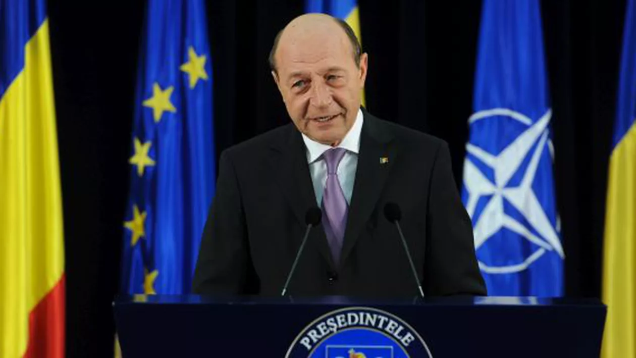 Președintele Traian Băsescu reclamă legea retrocedărilor la Curtea Constituțională