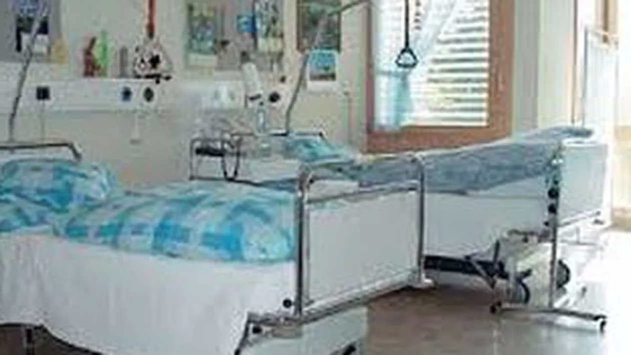 Şeful Secţiei Cardiologie de la SJ Constanţa, prins când lua 3.000 de lei pentru o operaţie pe cord