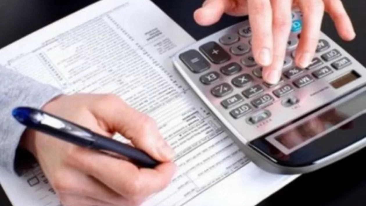 Pe ce se duc banii din bugetele Consiliilor Judeţene: CJ Galaţi, fruntaş la telefonie, CJ Prahova, pe primul loc la hârtie, CJ Bacău, în top la abonamente TV