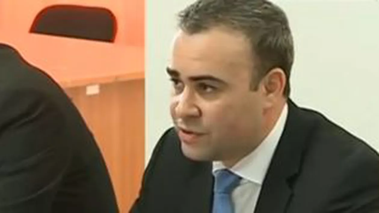Scandal la audierea ministrului de Finanțe:  Gheorghe Ialomiţianu a criticat strategia prezentată de Darius Vâlcov (VIDEO)