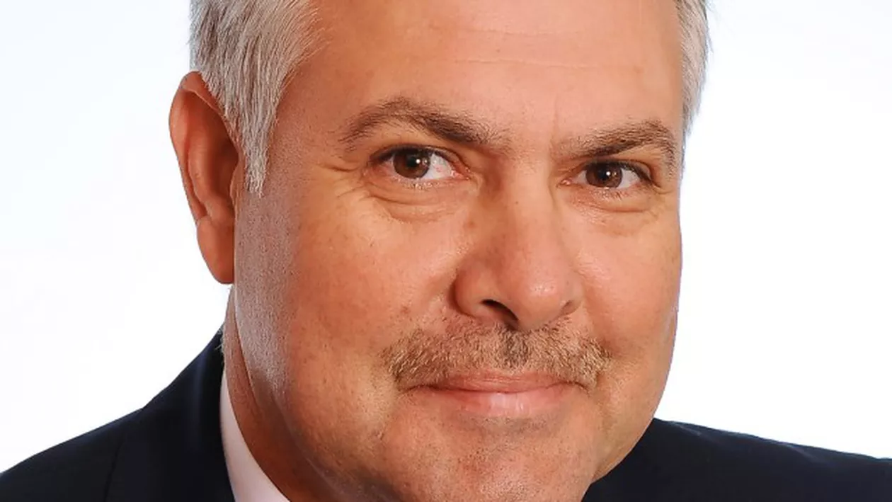 Deputatul PSD Angel Tîlvăr e noua nominalizare pentru ministerul Românilor de Pretutindeni, după ce Adrian Anghel a fost respins de comisii