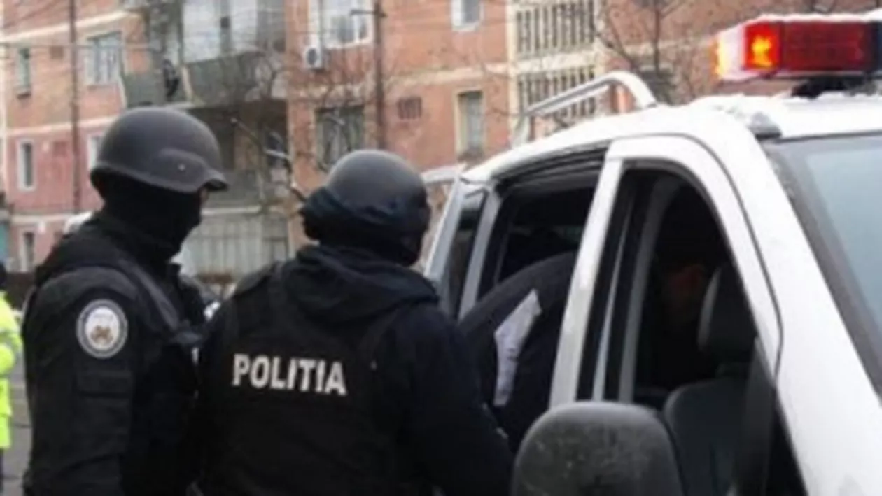 București: Mai mulţi membri ai clanului Domnu, ridicaţi într-un dosar de trafic de persoane