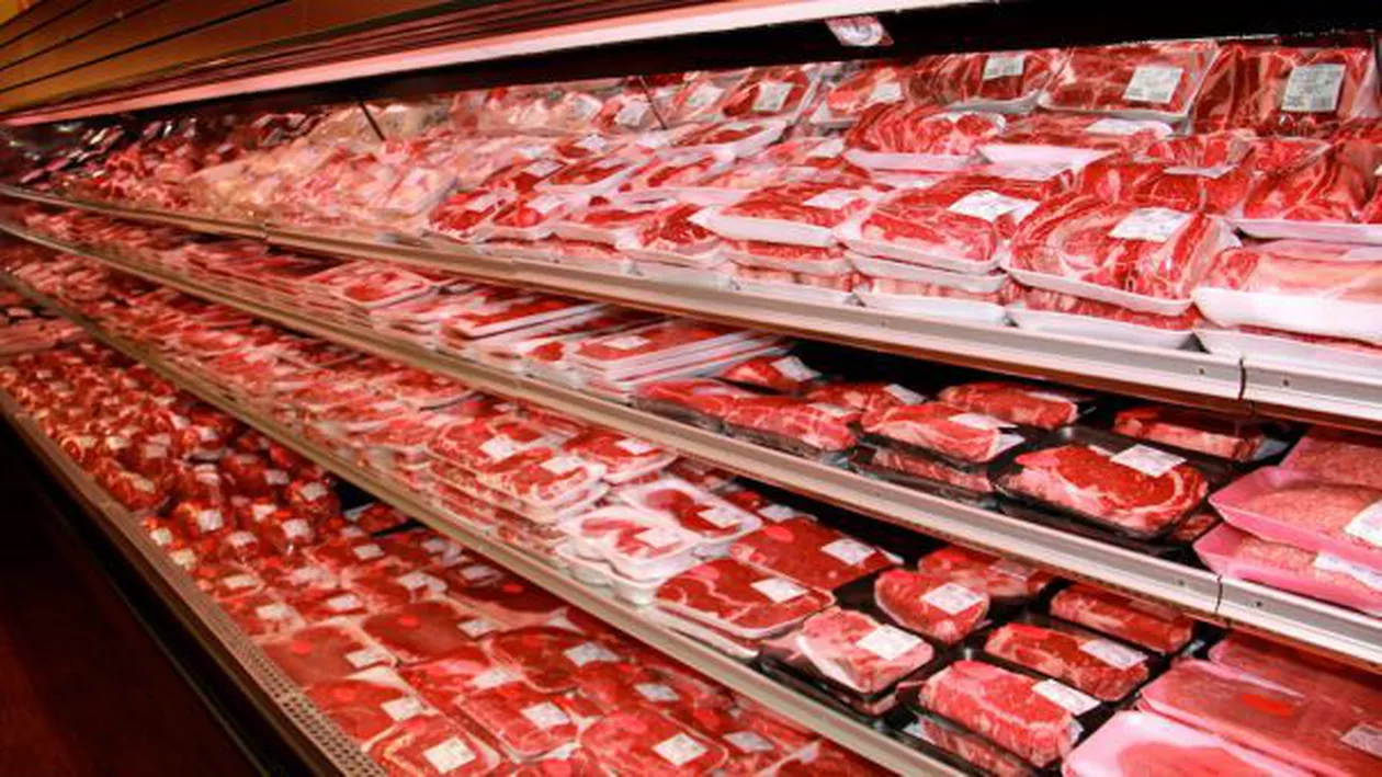 Polițiștii fac verificări la peste 250 firme pentru combaterea comerțului ilegal cu carne și produse din carne