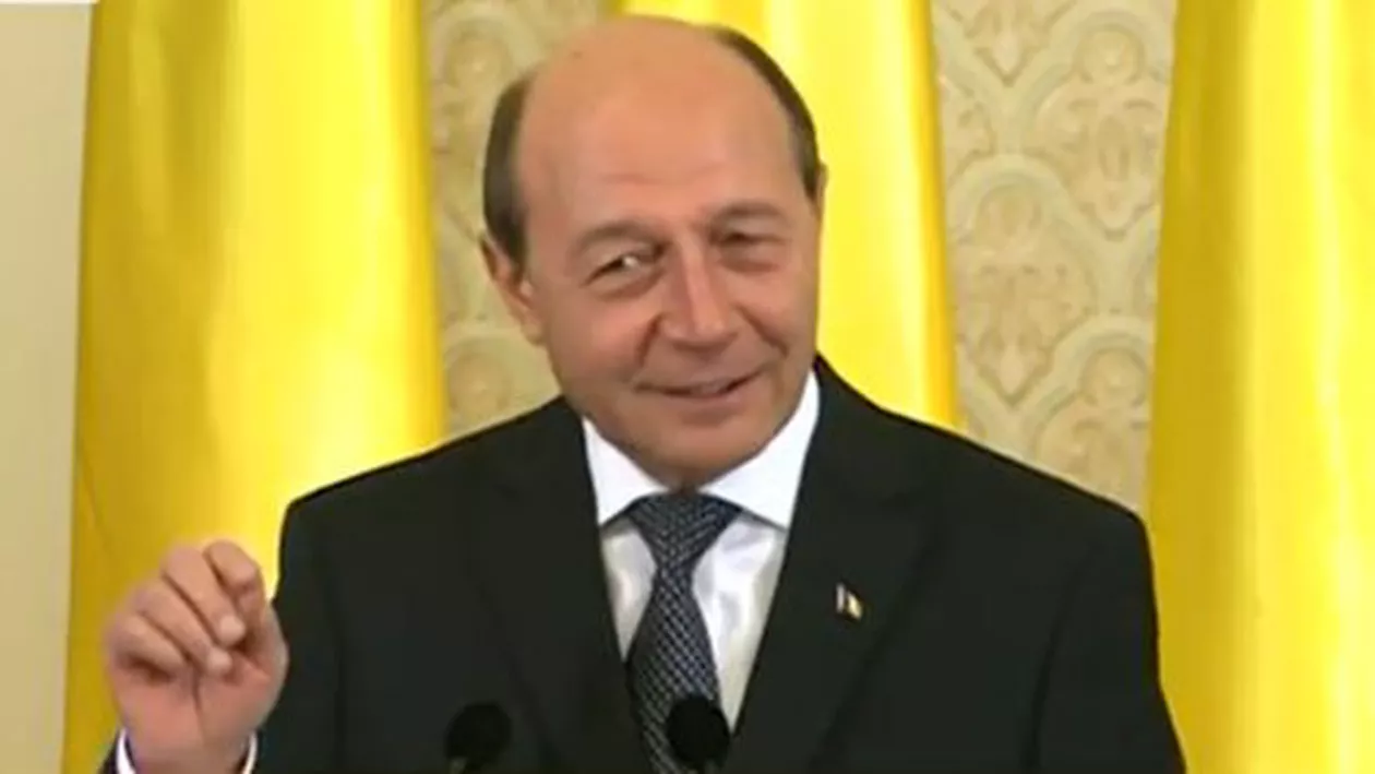 Traian Băsescu: Un mediu fiscal favorabil presei e o soluție care ar duce la redobândirea independenței presei