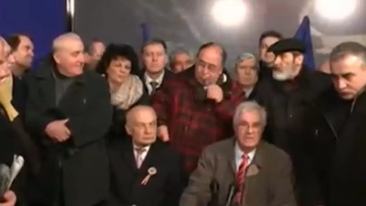 Căderea comunismului, comemorată în Studioul 4 al TVR, de unde Mircea Dinescu a anunțat: „Am învins!” (VIDEO)