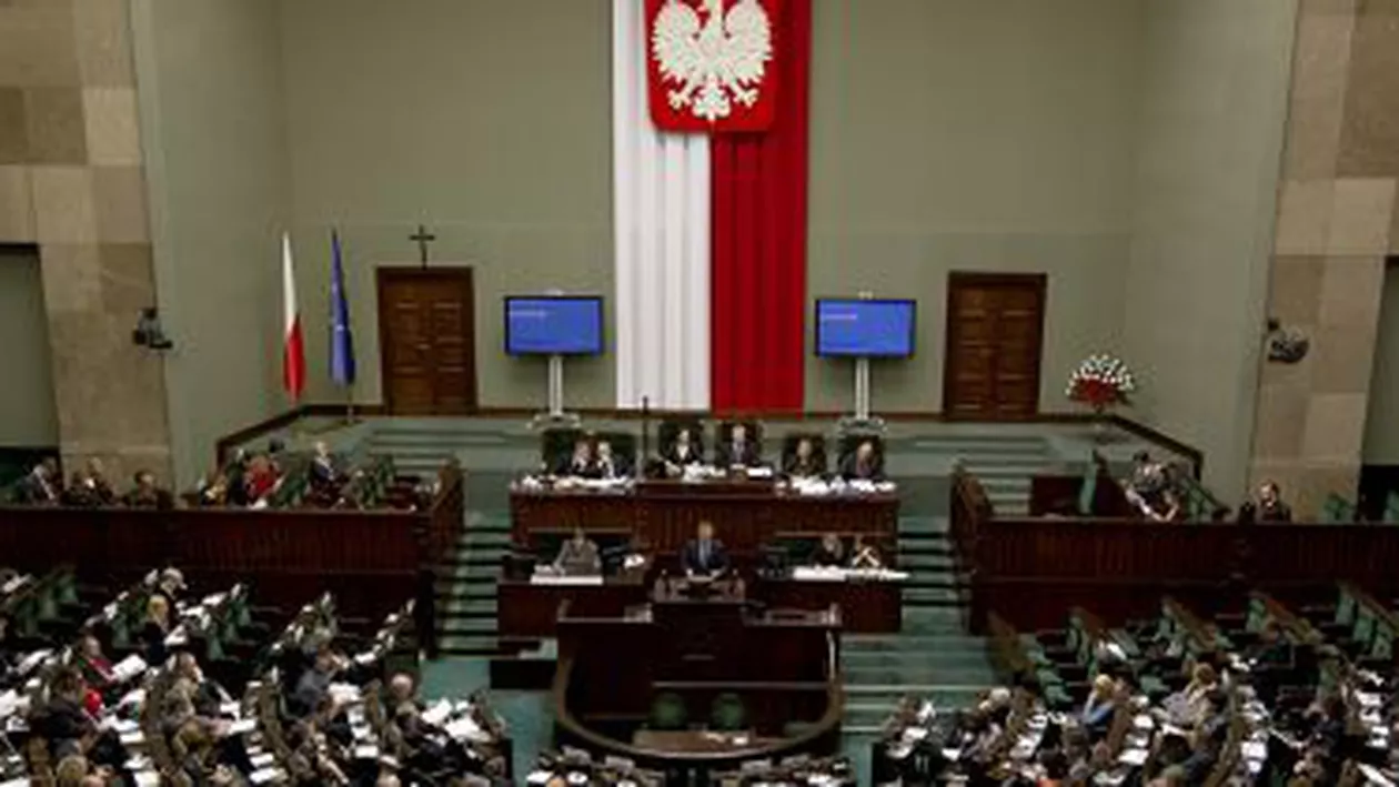 Polonia: Parlamentarii pregătesc o anchetă privind banii primiți pentru închisorile CIA