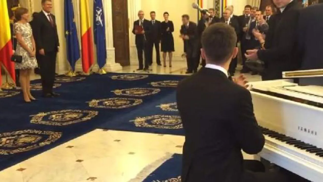 Klaus Iohannis, mesaj pentru tânărul care a cântat la pian, la Cotroceni, imnul național (VIDEO)