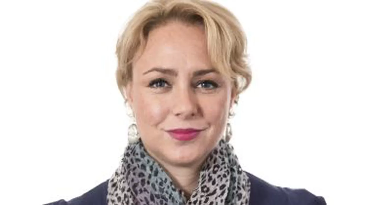 Politician suedez: România ar trebui să își ajute populația săracă în loc să construiască clădiri în stil ”faraonic”