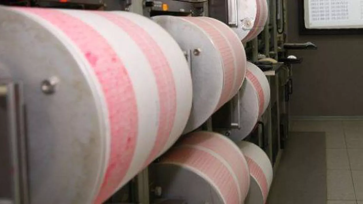 Două cutremure s-au produs joi noaptea în Vrancea