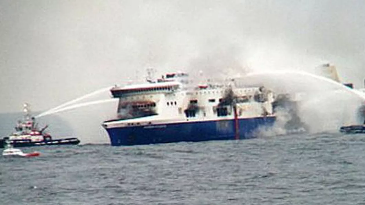 Toți pasagerii feribotului Norman Atlantic au fost evacuaţi