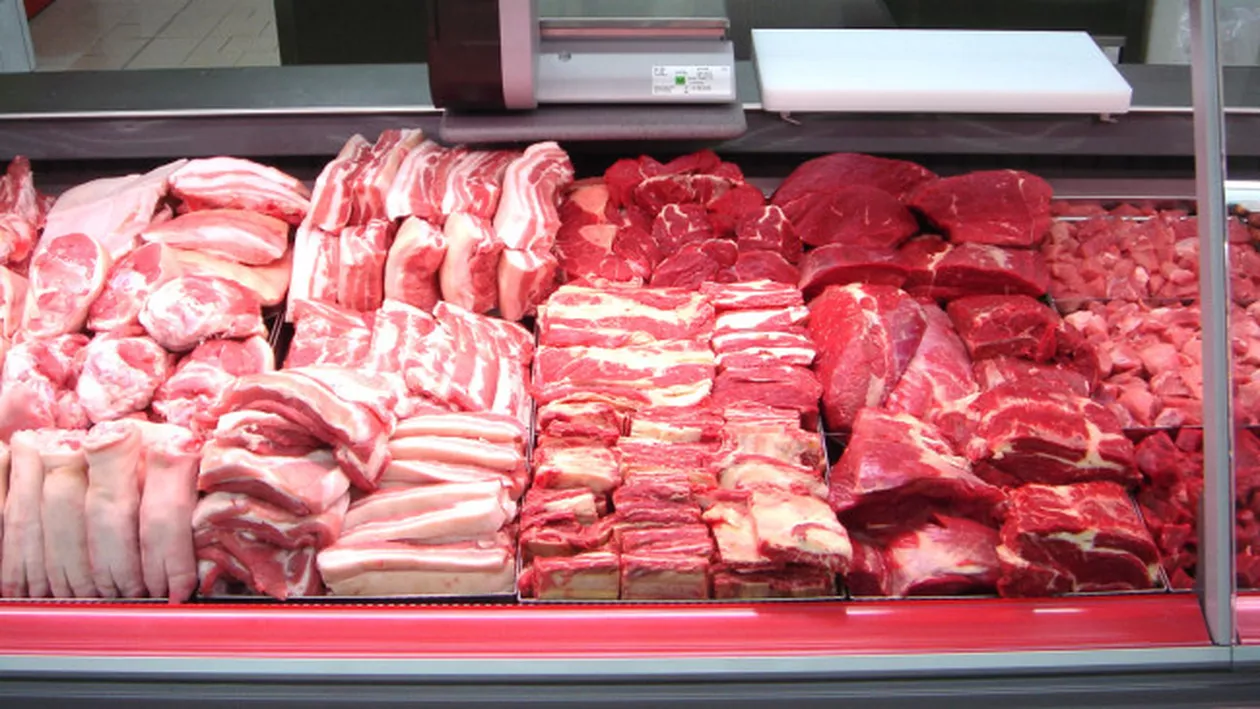 Inculpaţii din dosarul "Mafia cărnii", trimişi în judecată pentru evaziune fiscală de 24,6 milioane de lei