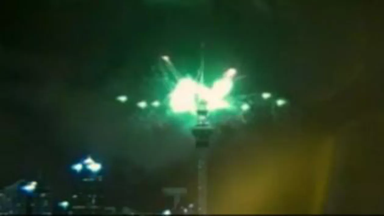 Locuitorii din Noua Zeelandă au intrat în 2015. Un spectaculos foc de artificii a luminat capitala Auckland (VIDEO)