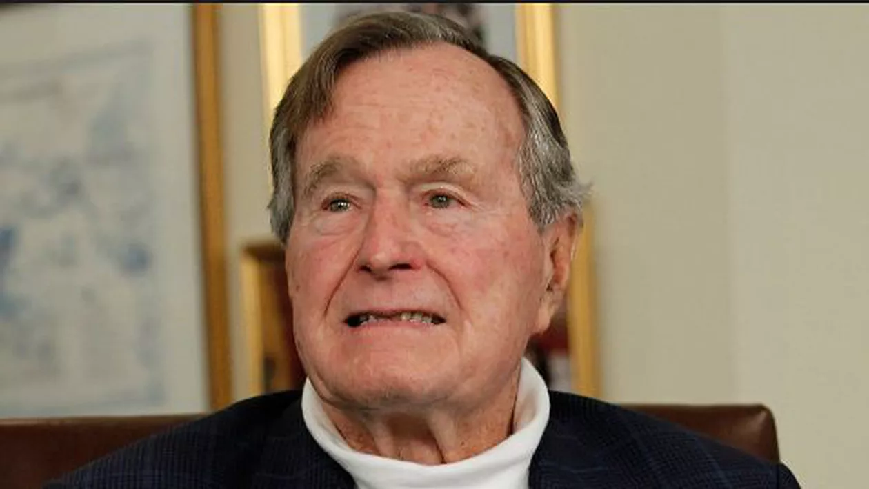 Fostul președinte George H.W. Bush a fost externat
