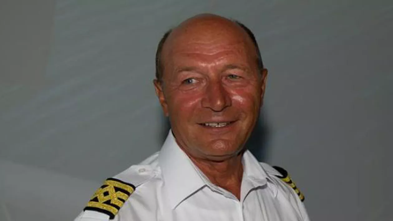 Traian Băsescu, nostalgic după perioada petrecută pe navă: Ce imagini a postat fostul președinte pe Facebook (FOTO)