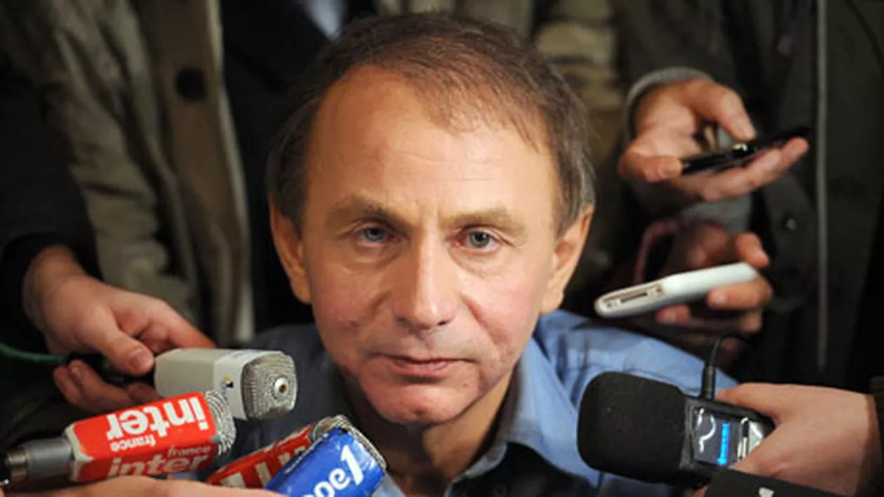 Scriitorul Michel Houellebecq renunţă la promovarea celui mai recent roman al său, după atentatul de la Paris