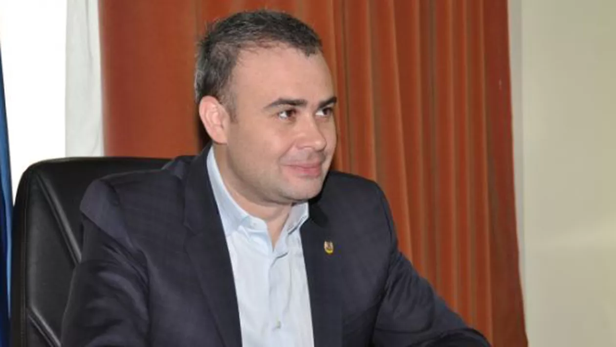 Darius Vâlcov solicită recalcularea polițelor RCA pentru tineri: "Polițele pot ajunge să fie chiar mai scumpe decât mașina"