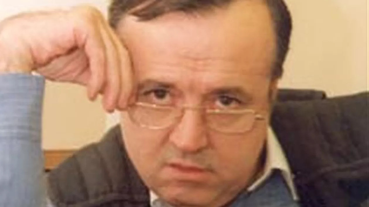 Ion Cristoiu: Traian Băsescu nu are nevoie de traseiști ca să-și rostuiască un partid parlamentar