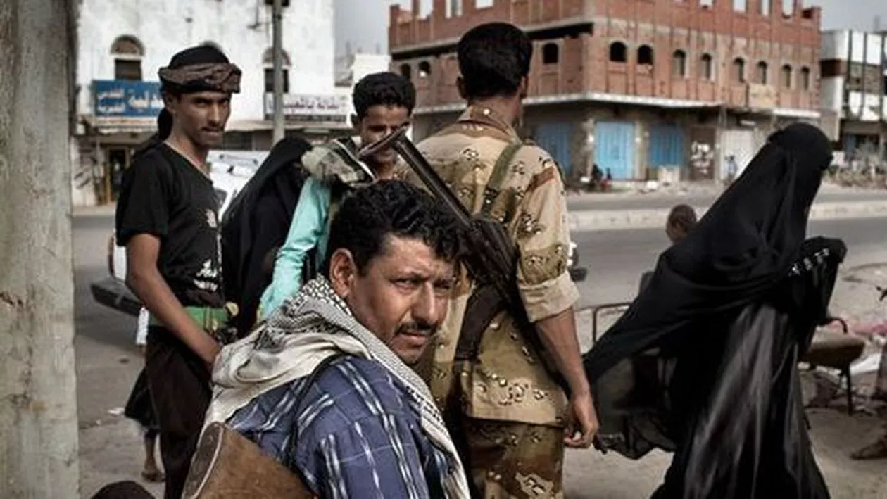 Doi francezi membri ai grupării Al-Qaida din Peninsula Arabia, arestaţi în Yemen