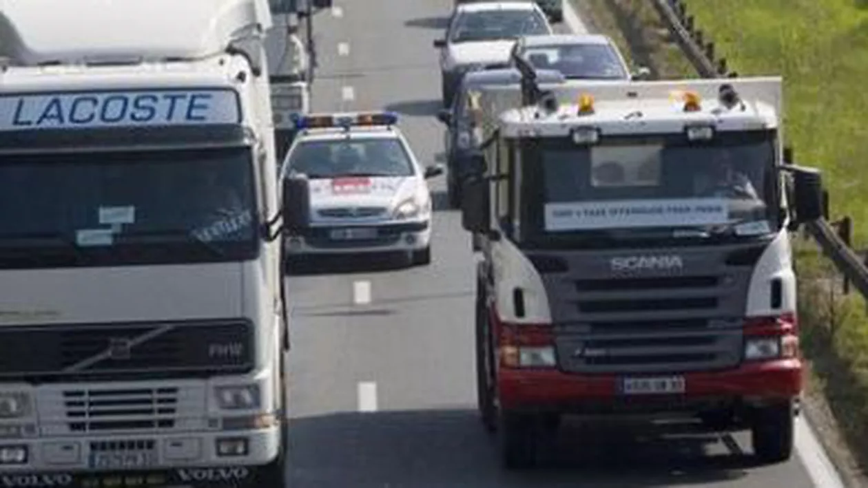 Trafic blocat în Franța, în urma unei greve a șoferilor de camion