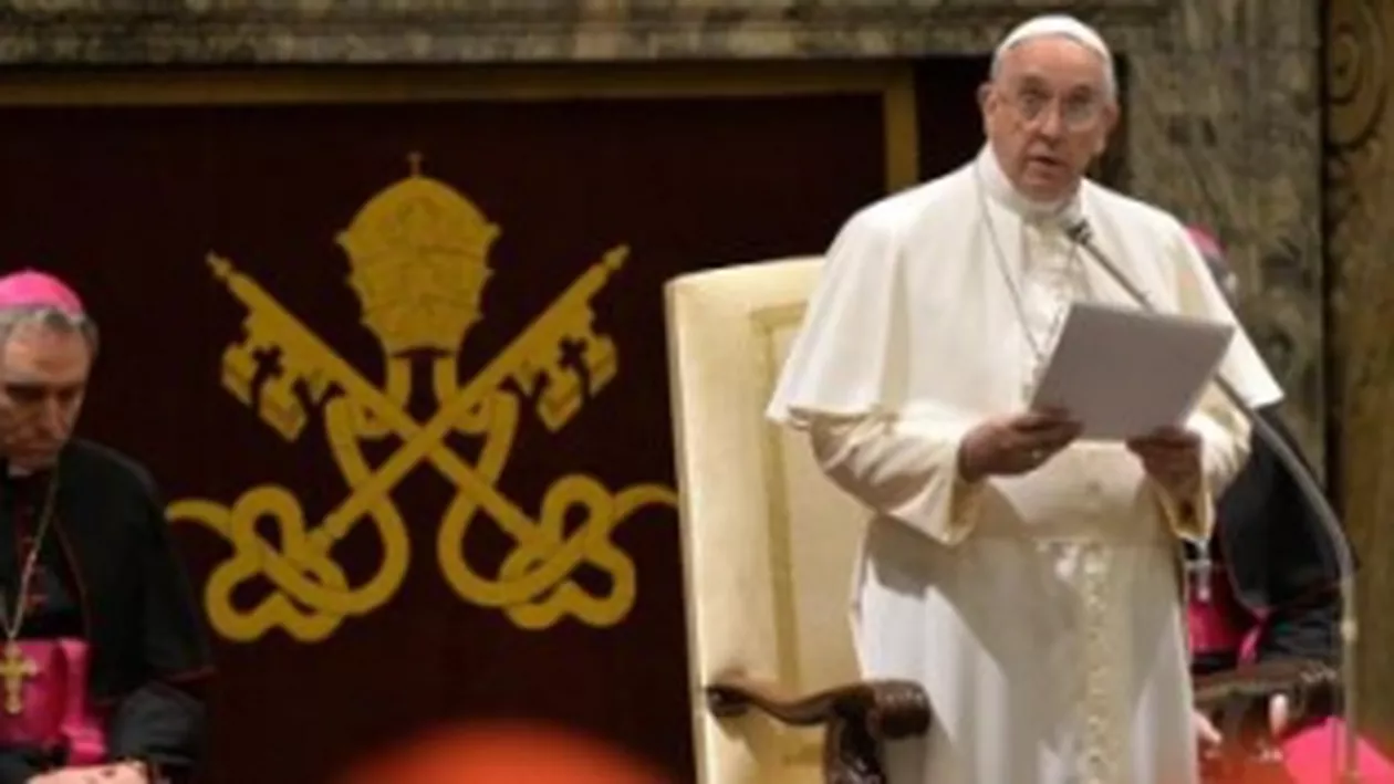 Papa Francisc nuanțează recentele afirmații despre natalitate: Nedreptățile economice, și nu familiile prea numeroase duc la sărăcie