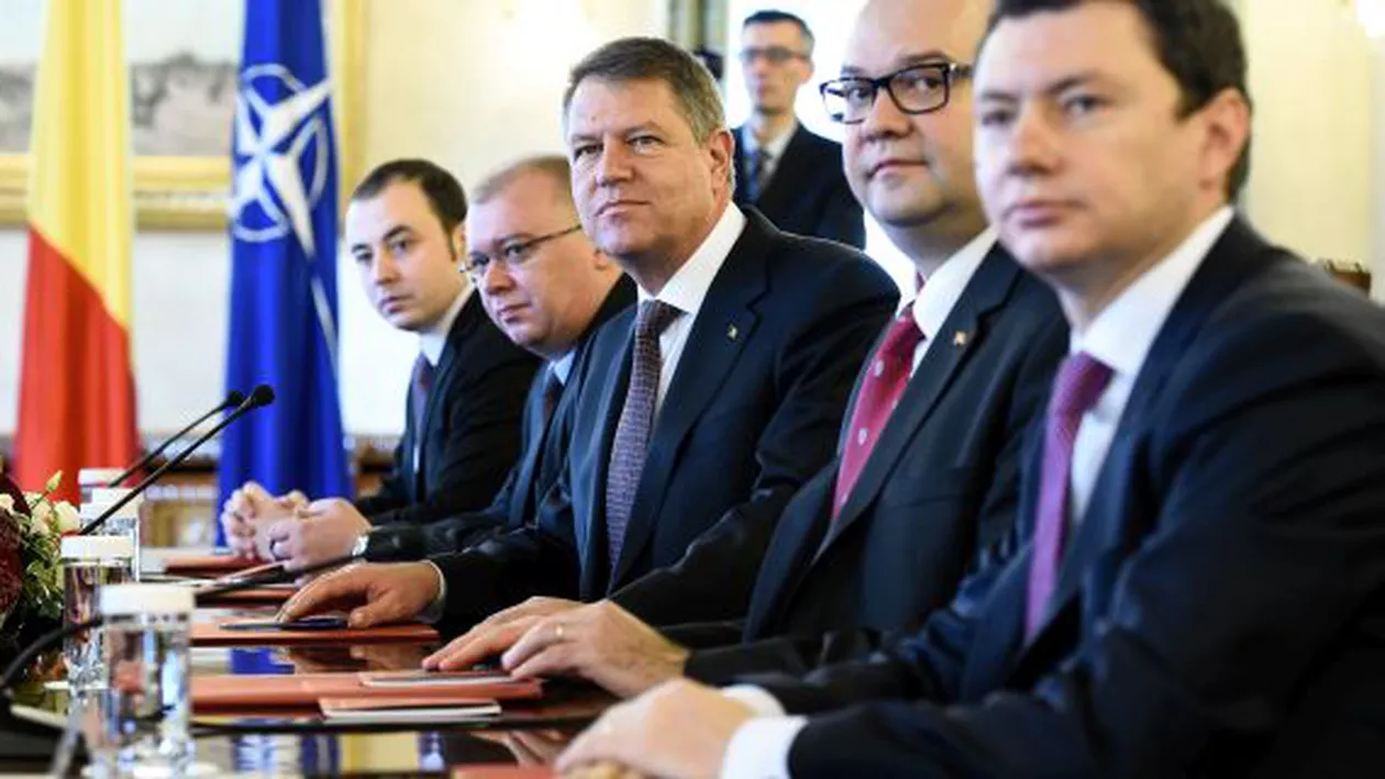 Klaus Iohannis a invitat din nou partidele la consultări pentru a se găsi soluții legislative de îmbunătățire a funcționării instituțiilor statului