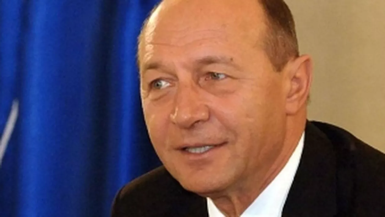 Traian Băsescu avertizează că dă Guvernul în judecată dacă nu i se acordă o locuinţă de protocol