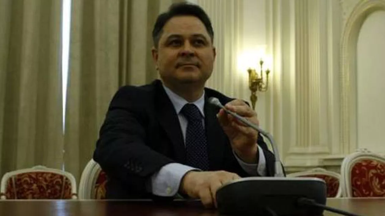 Iași: Fiul senatorului Ionel Agrigo­roaei a fost bătut în plină stradă. Parlamentarul crede că atacul are legătură cu membrii clanului Tănase (VIDEO)
