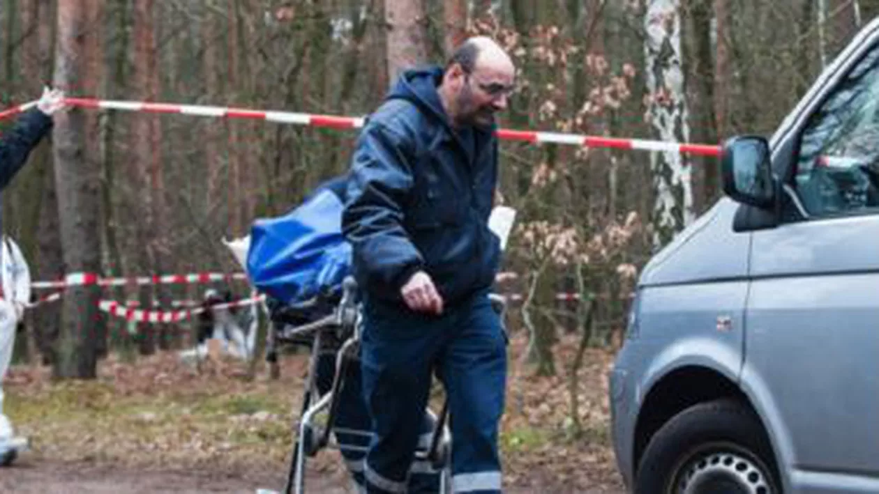 Germania: Tânără însărcinată în luna a noua, înjunghiată și arsă de vie