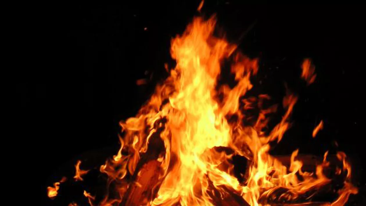 Cel mai persistent foc de pe planetă se regăsește în Australia: Arde de 6.000 ani și este imposibil de stins