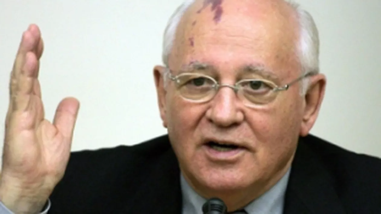 Mihail Gorbaciov: Războiul Rece dintre ruşi şi americani ar putea să se transforme într-un conflict armat
