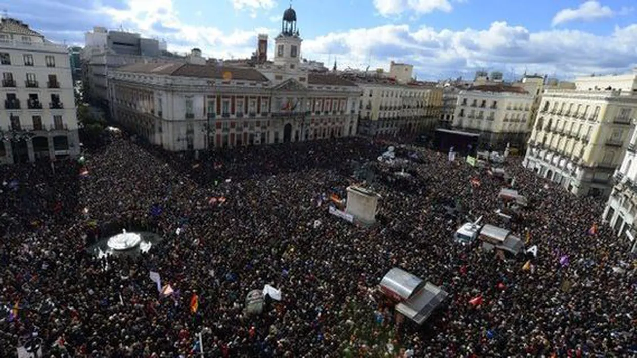 Manifestaţie de amploare la Madrid: Partidul de stânga Podemos a organizat ”Marşul Schimbării” (VIDEO)