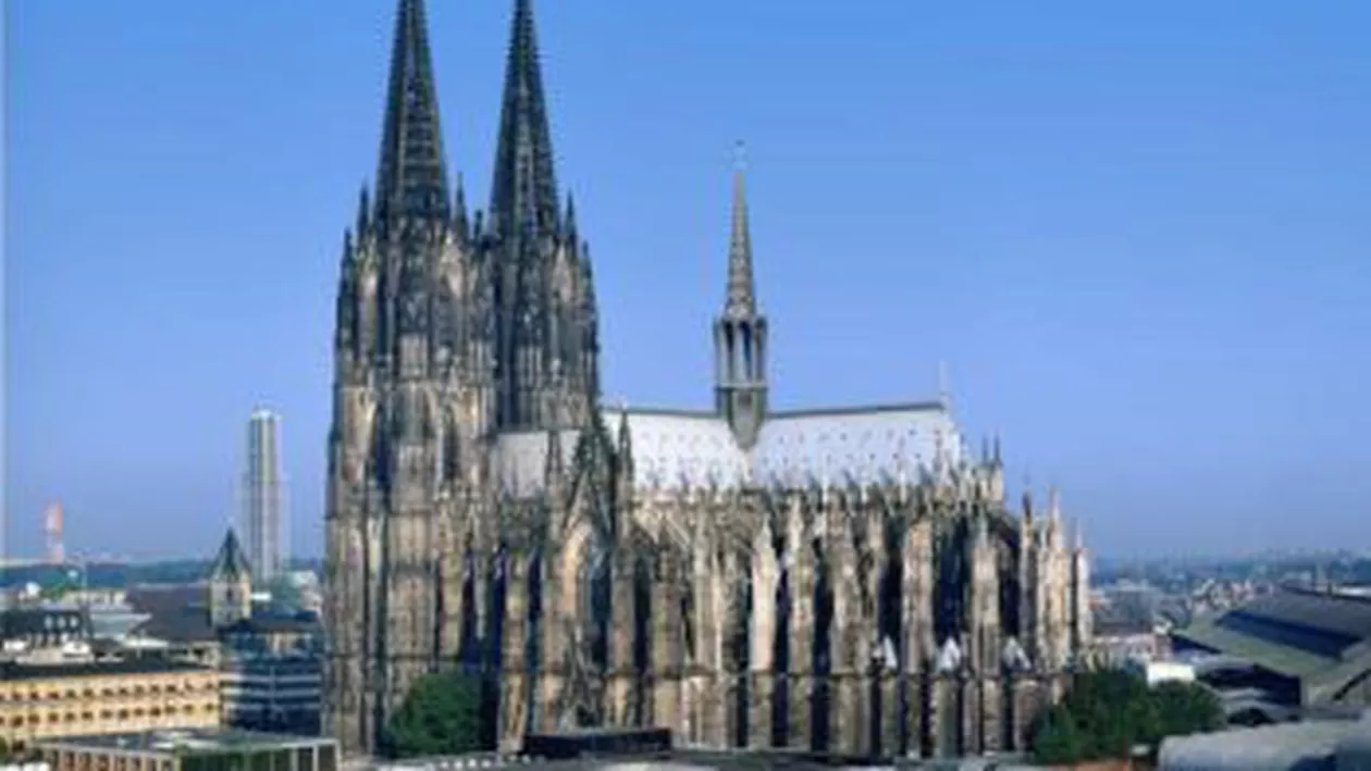 Germania: Catedrala din Koln își va stinge luminile luni, în semn de protest față de manifestațiile antiislam