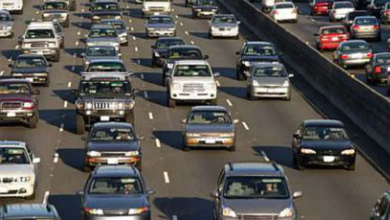 Românii, pe antepenultimul loc la categoria deplasări zilnice cu mașina