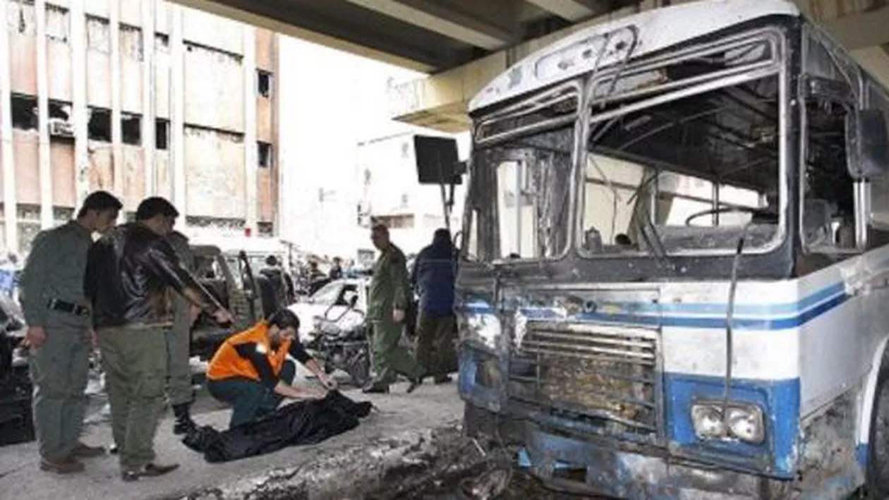 Siria: Șapte persoane au murit și alte 20 au fost rănite după ce un autobuz a explodat la Damasc