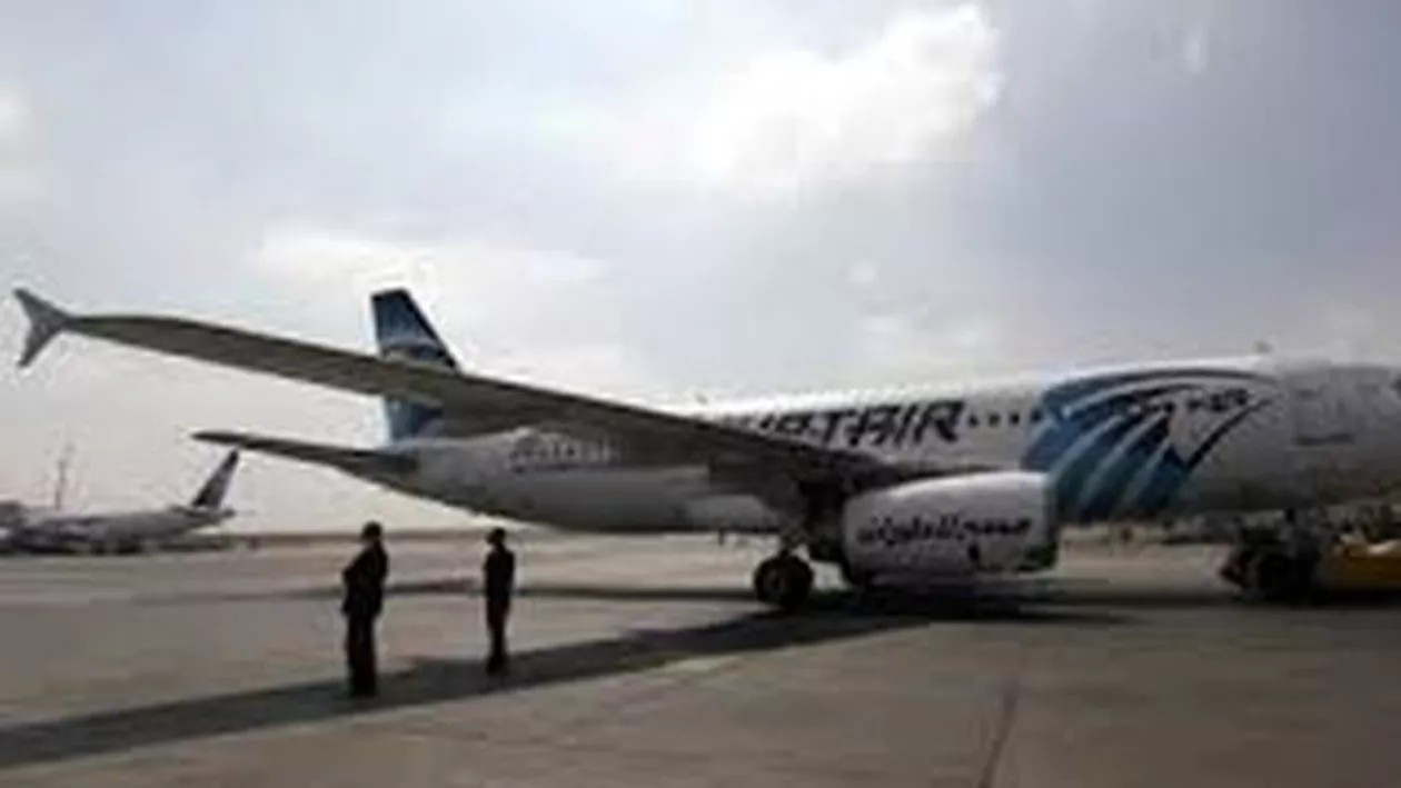 Două bombe au fost depistate pe aeroportul din Cairo: O bombă artizanală a explodat în centrul capitalei