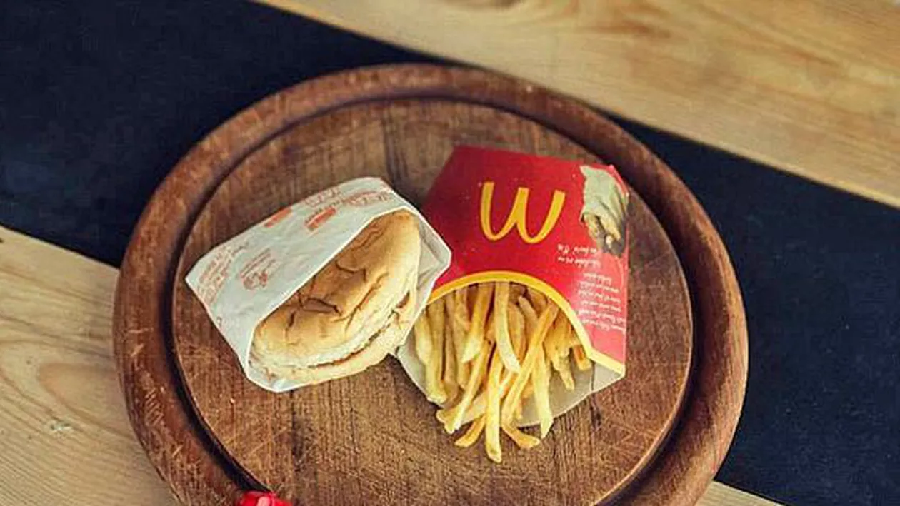 Ultimul hamburger McDonald's a ajuns vedetă într-un Muzeu de Artă din Islanda