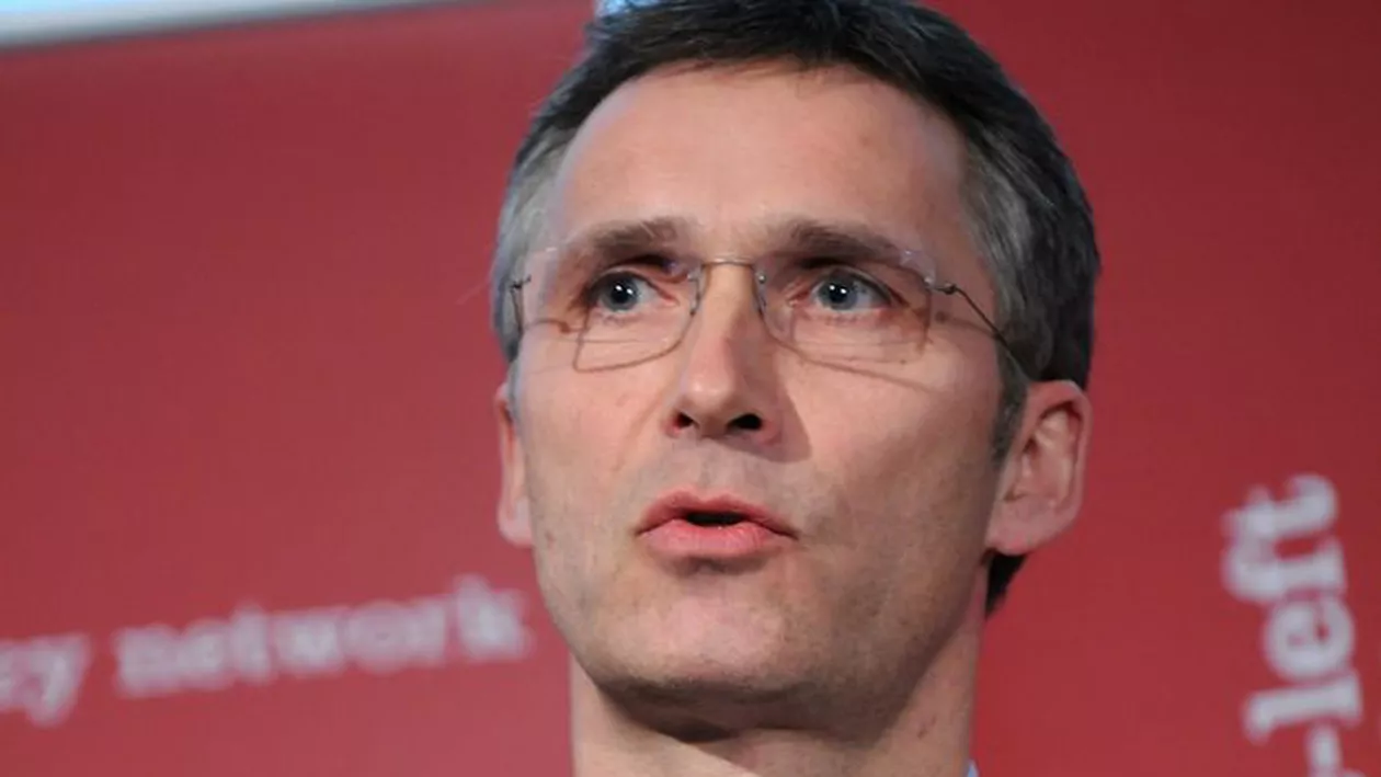 Secretarul general al NATO dă România ca exemplu pentru iniţiativa înfiinţării Comandamentului de Divizie Sud-Est