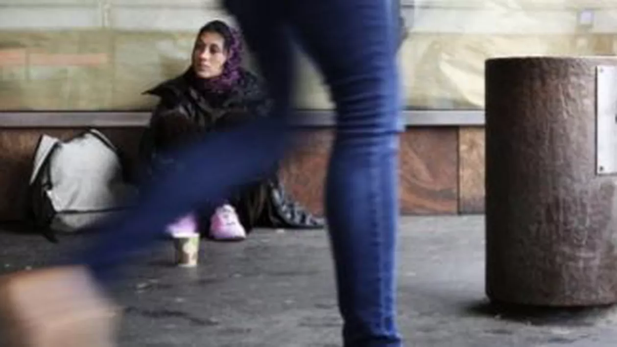 Norvegia: Guvernul renunță la planul de a penaliza cerșetoria în urma unui val de critici internaționale