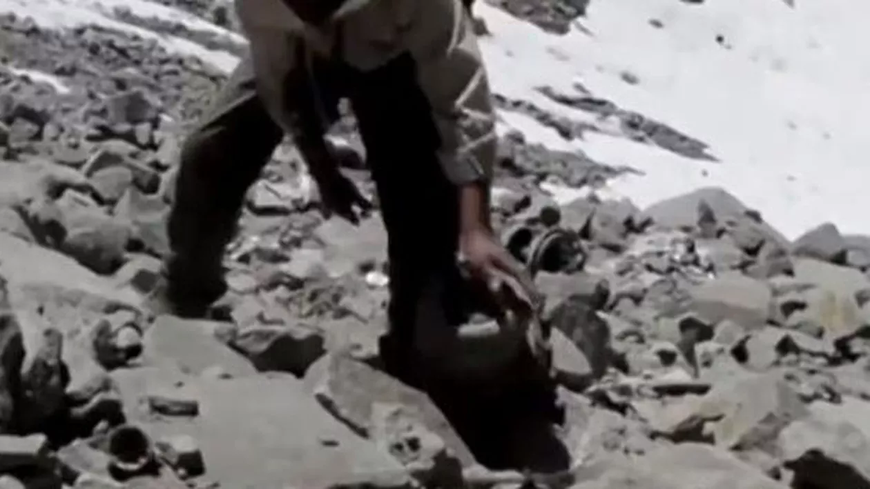 Chile: Un avion dispărut în 1961 a fost găsit de alpiniști în Anzi