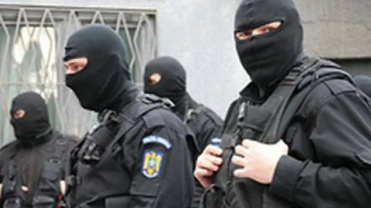 Percheziții DNA la Consiliul Județean Hunedoara