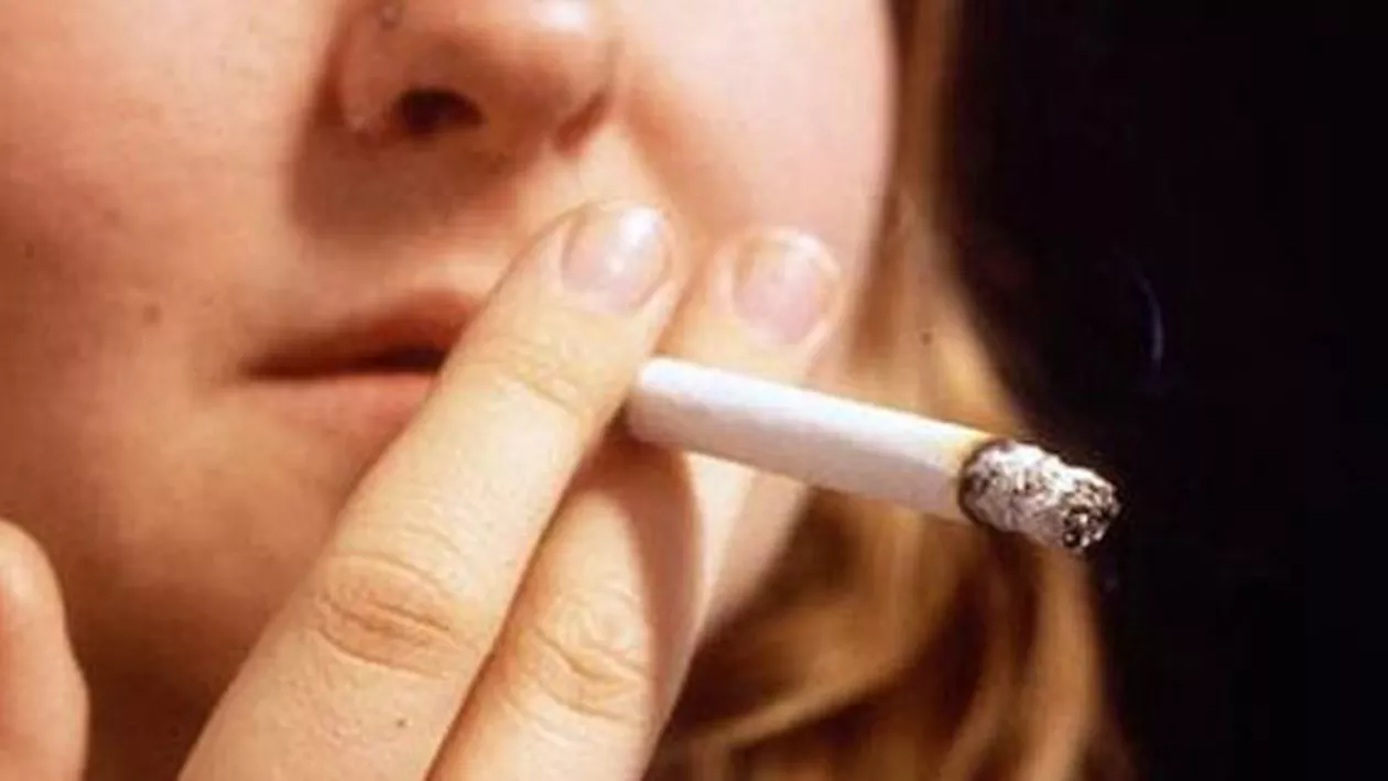 Studiu: Renunțarea la fumat poate împiedica pierderea de materie cenușie