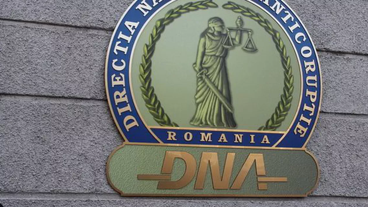 Președintele CJ Ialomița, Silvian Ciupercă, și alți trei șefi de instituții publice, reținuți de DNA