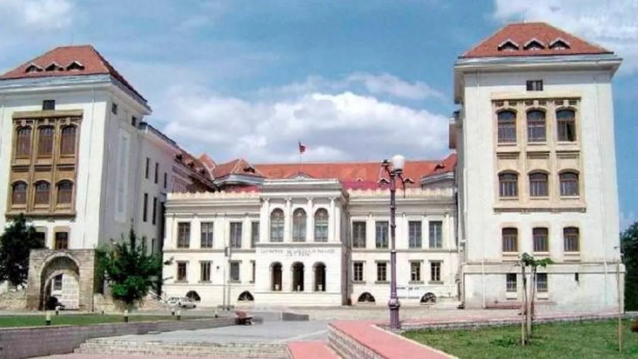 Percheziții la sediul UMF Iași. Procurorii DNA ridică probe cu privire la refuzul Senatului universității de a îl demite pe Arăstăsoae