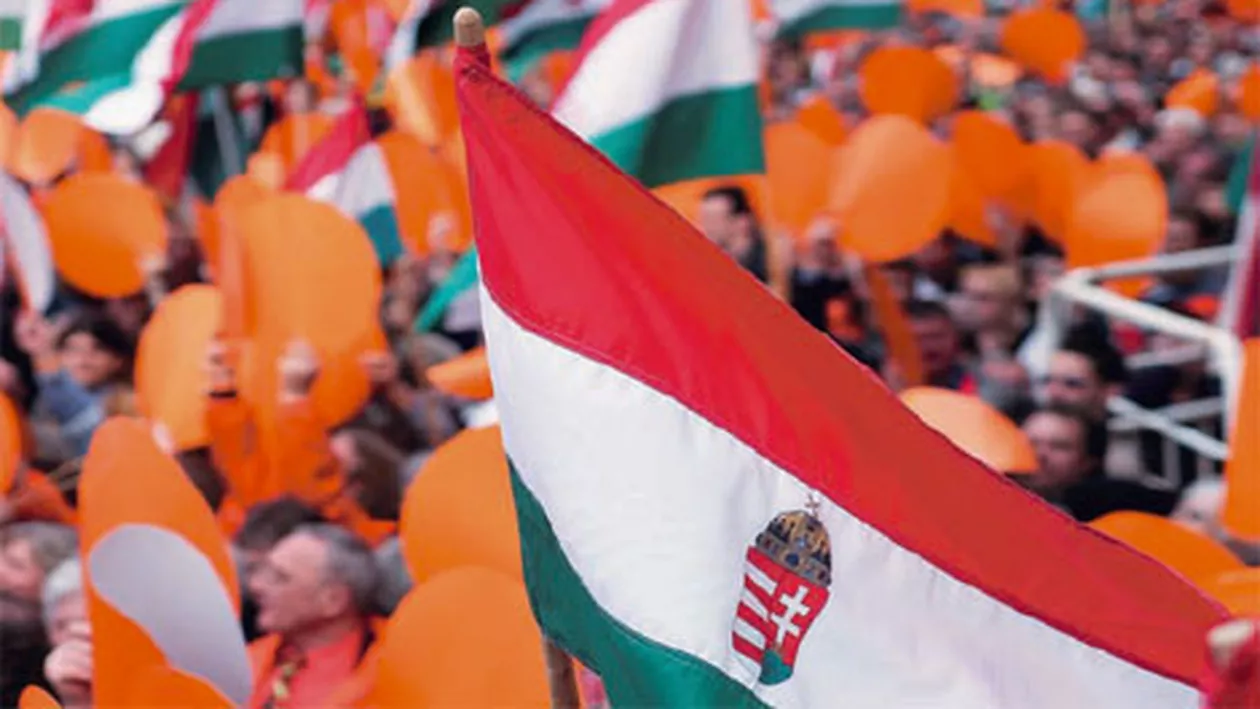Politician Fidesz, depistat cu 30.000 de euro falşi pe care susţine că îi are din Moldova