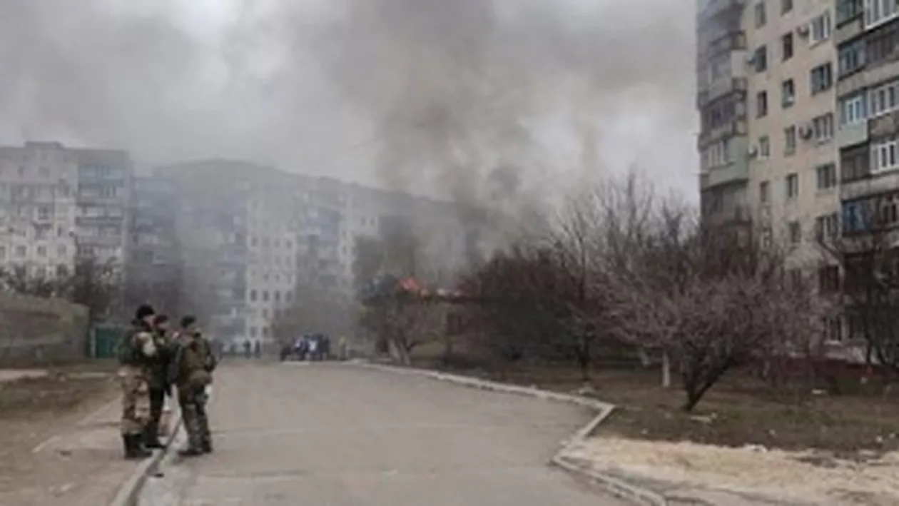 Autoritățile ucrainene: Separatiștii distrug orașul strategic Debalțevo