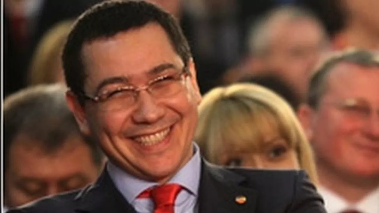 Acum un an Ponta declara: “Dacă pierdem prezidențialele, scapă cine poate”. A pierdut alegerile ca nimeni altul, dar el stă încă în picioare, este la masa puterii, este capul