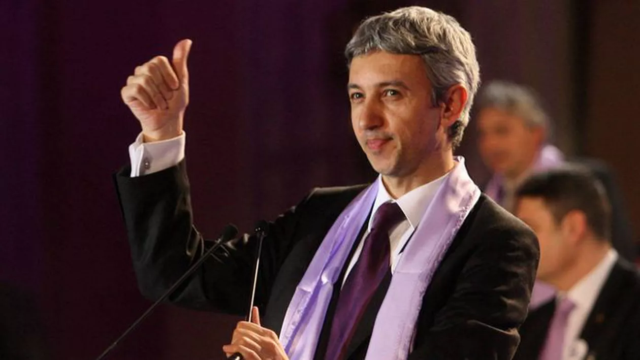 Sfârșitul unei epoci: Cum a ajuns Dan Diaconescu de la otevizarea României, direct la închisoare (VIDEO)